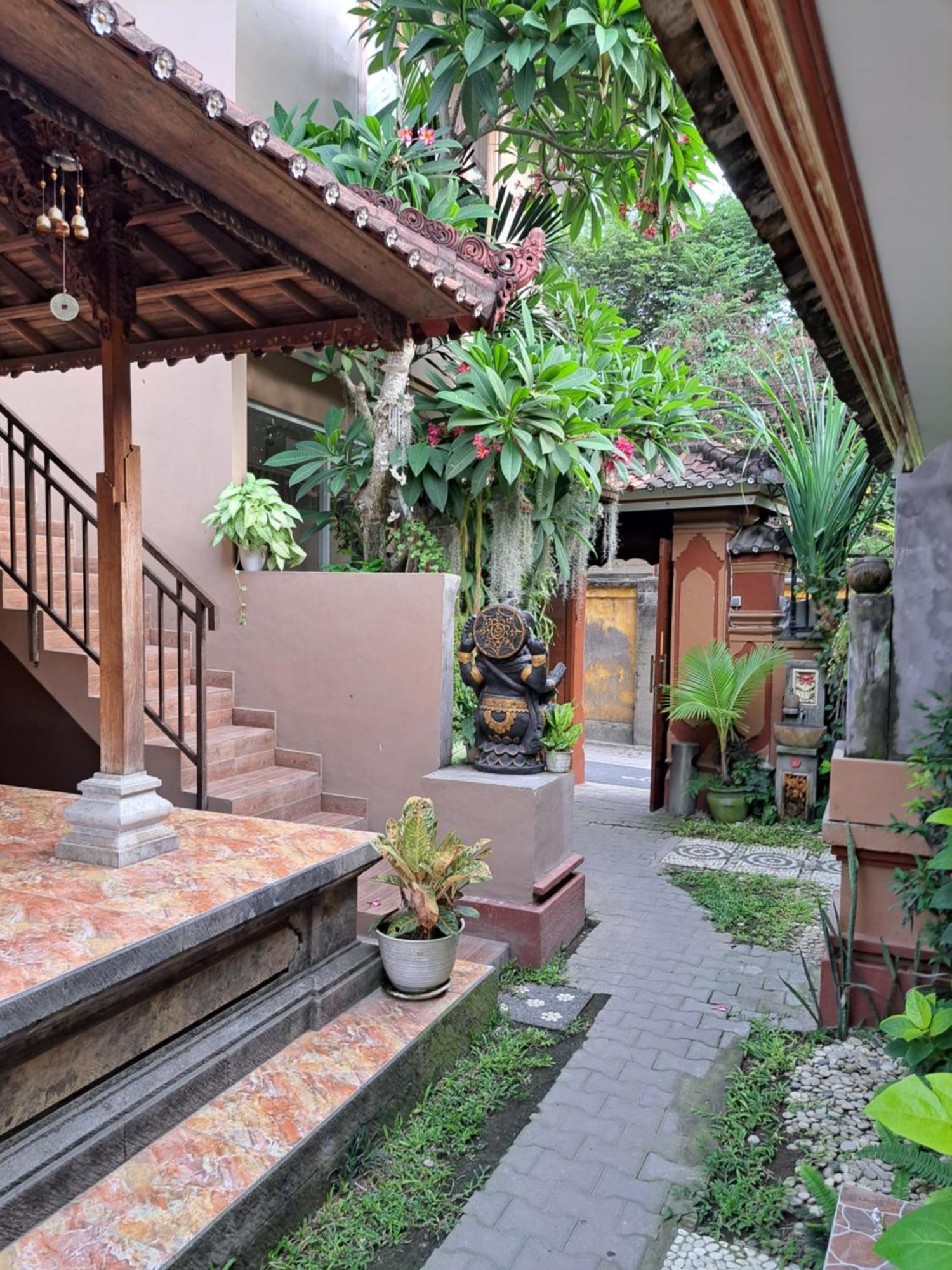 Ascarya Guest House Sanur Екстериор снимка