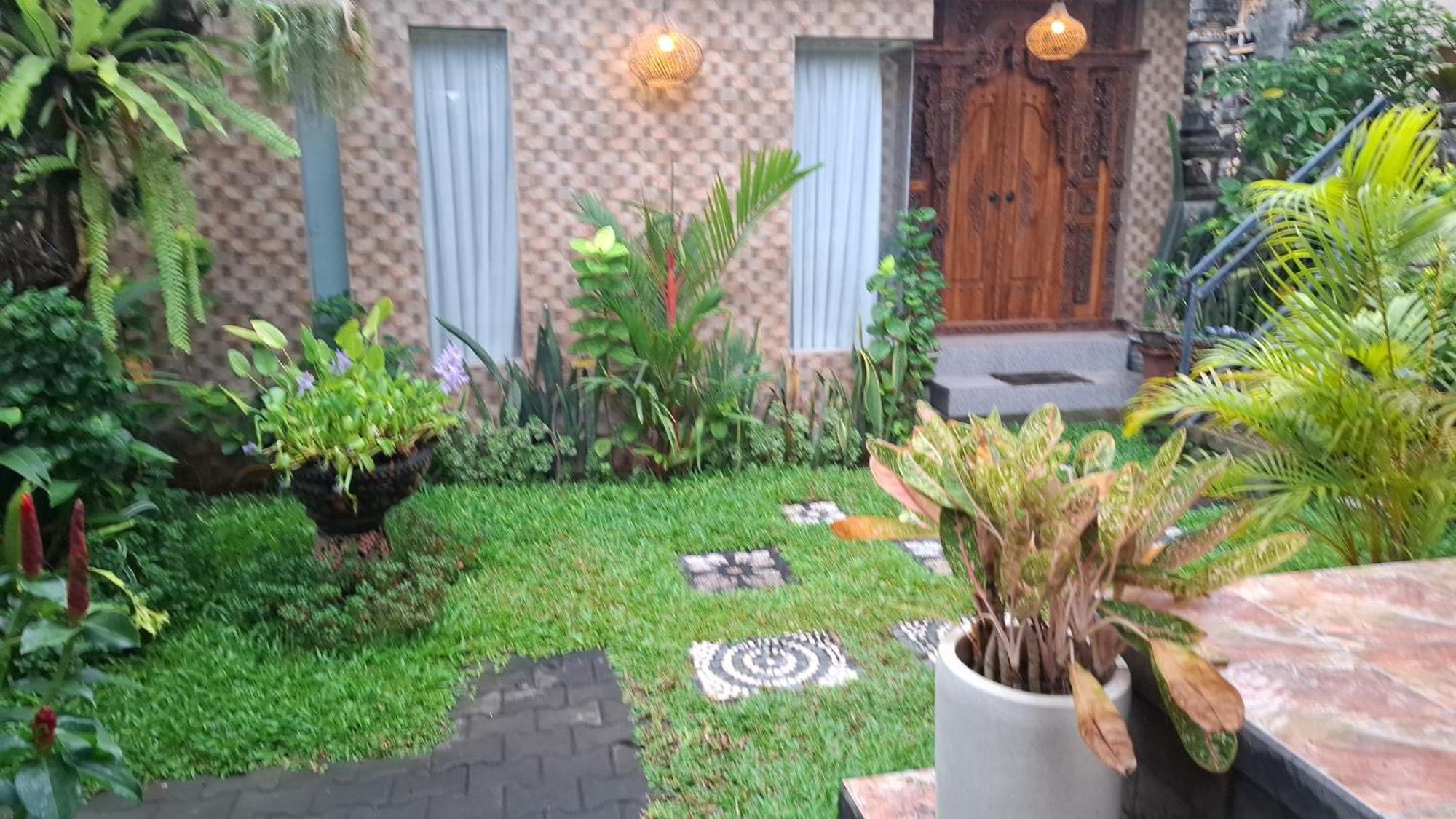 Ascarya Guest House Sanur Екстериор снимка